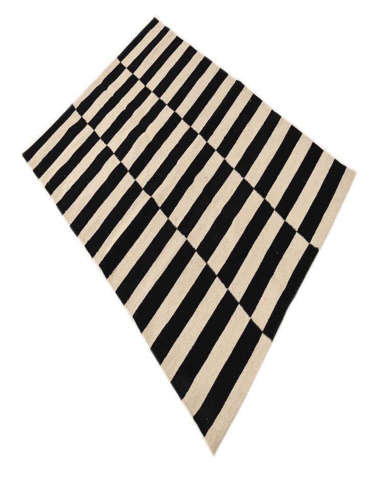 Detail image of 3' 4 x 4' 10  Hand Woven Kilim Modern Wool Rug