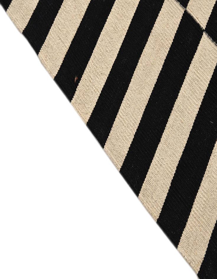 Detail image of 3' 4 x 4' 10  Hand Woven Kilim Modern Wool Rug