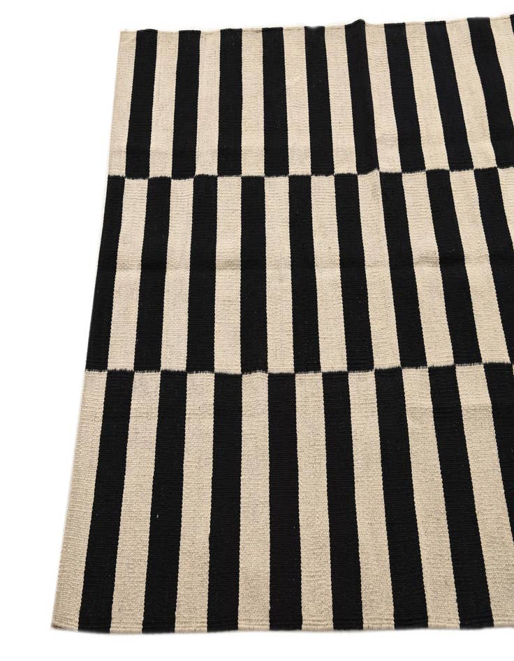 Detail image of 3' 4 x 4' 11  Hand Woven Kilim Modern Wool Rug