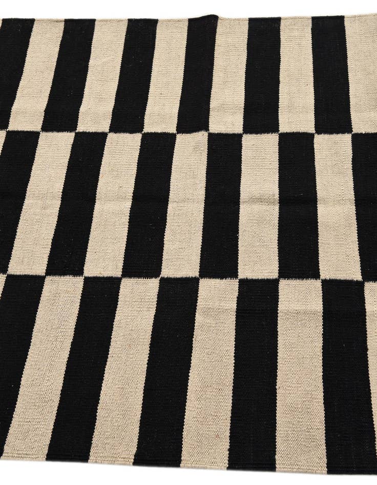 Detail image of 3' 4 x 4' 11  Hand Woven Kilim Modern Wool Rug