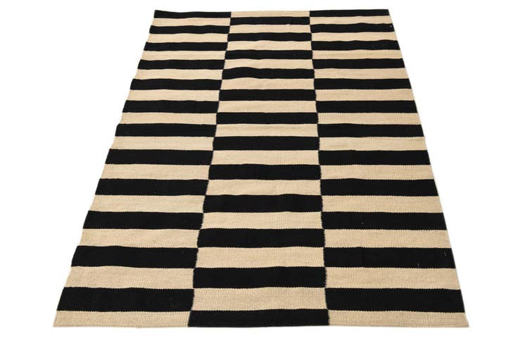 Detail image of 3' 4 x 4' 10 Hand Woven Kilim Modern Wool Rug