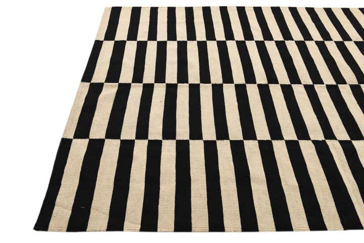 5' 6 x 7' 9 Hand Woven Kilim Modern Wool Rug