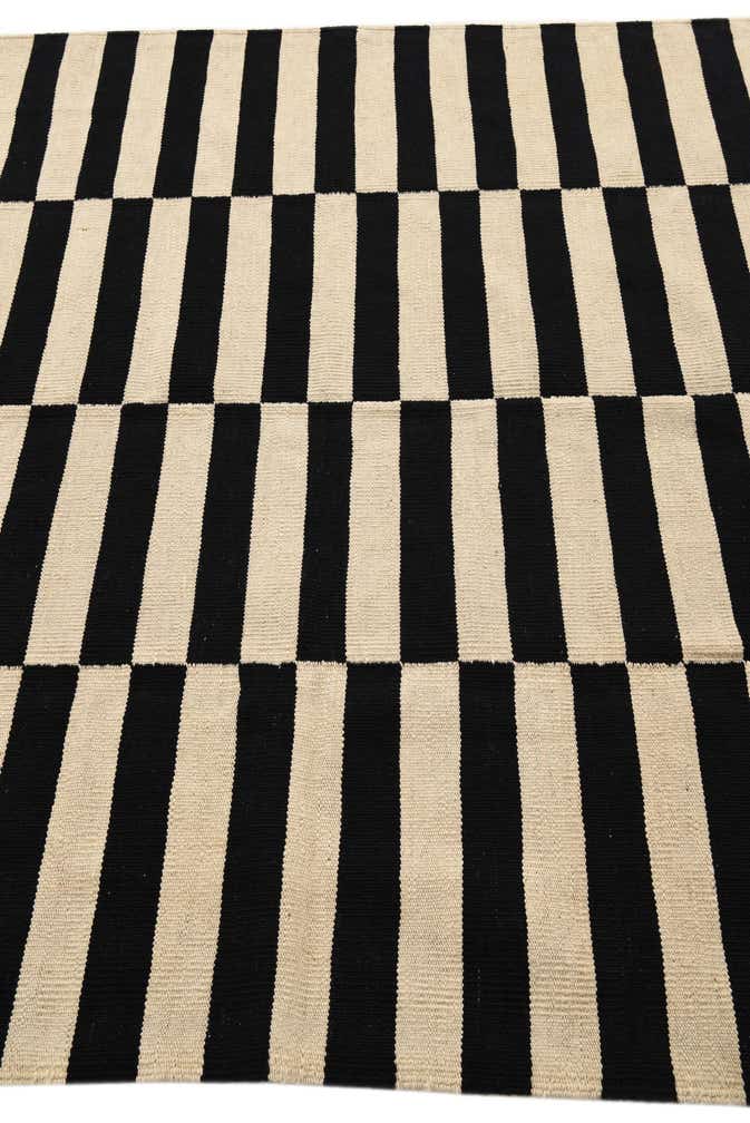 5' 6 x 7' 9 Hand Woven Kilim Modern Wool Rug