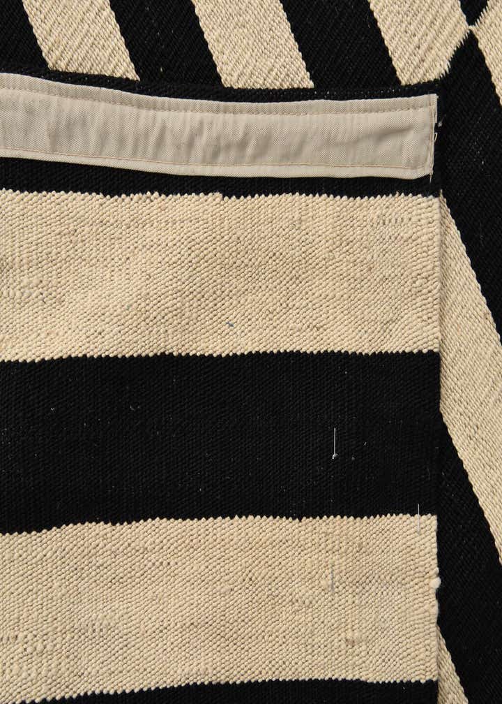 5' 6 x 7' 9 Hand Woven Kilim Modern Wool Rug