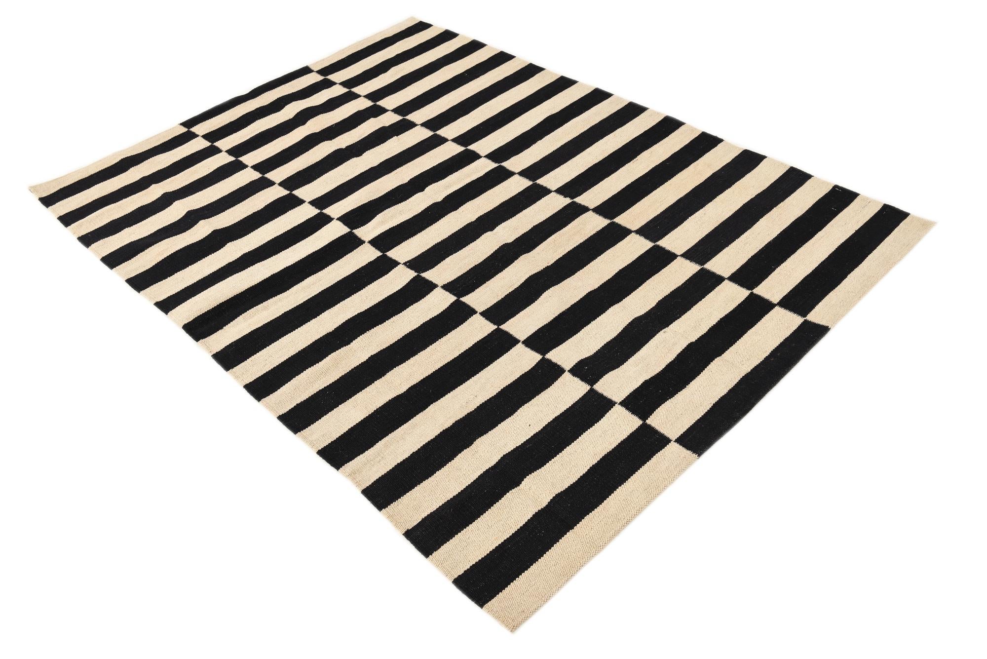 4' 3 x 5' 10 Hand Woven Kilim Modern Wool Rug