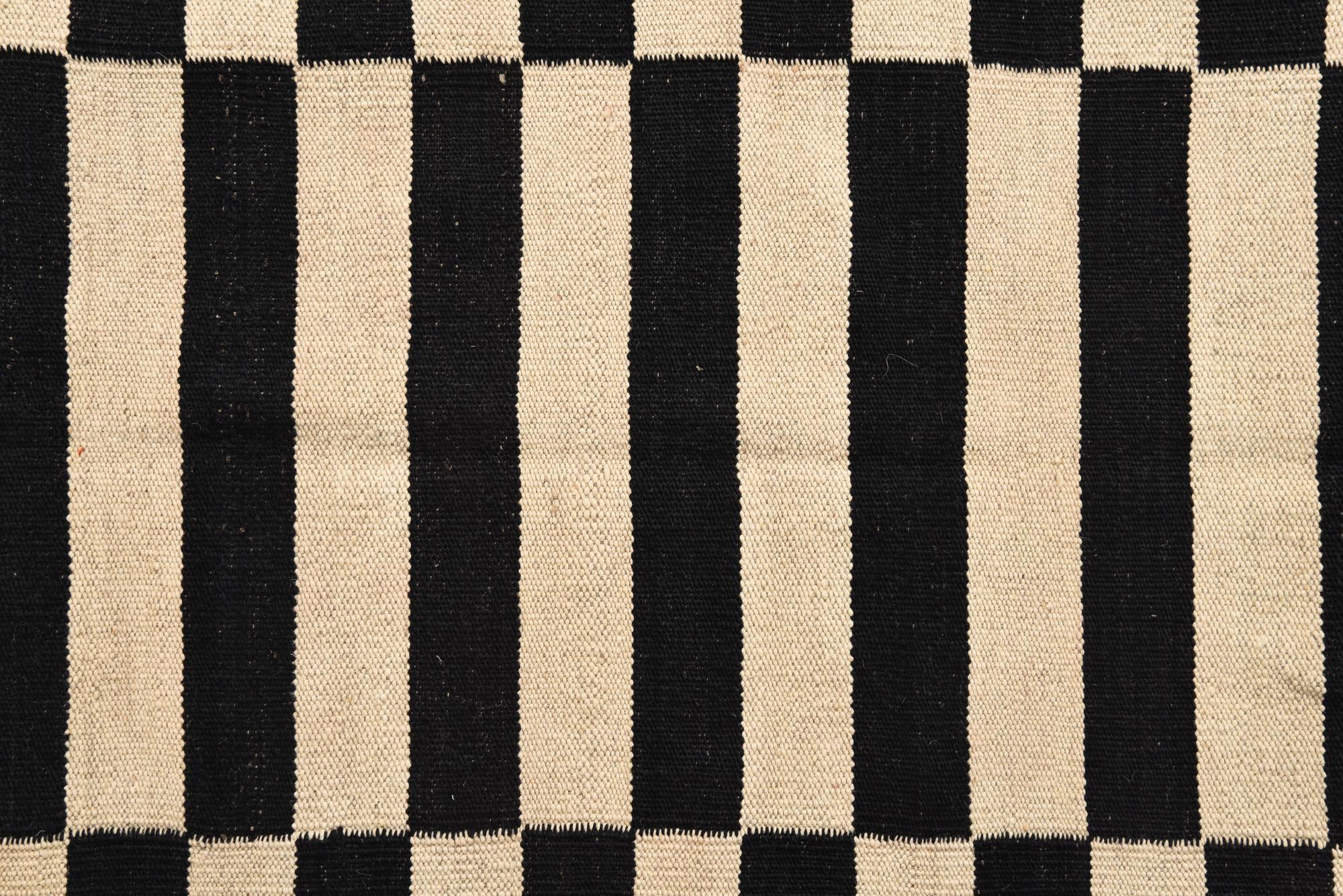 4' 3 x 5' 10 Hand Woven Kilim Modern Wool Rug