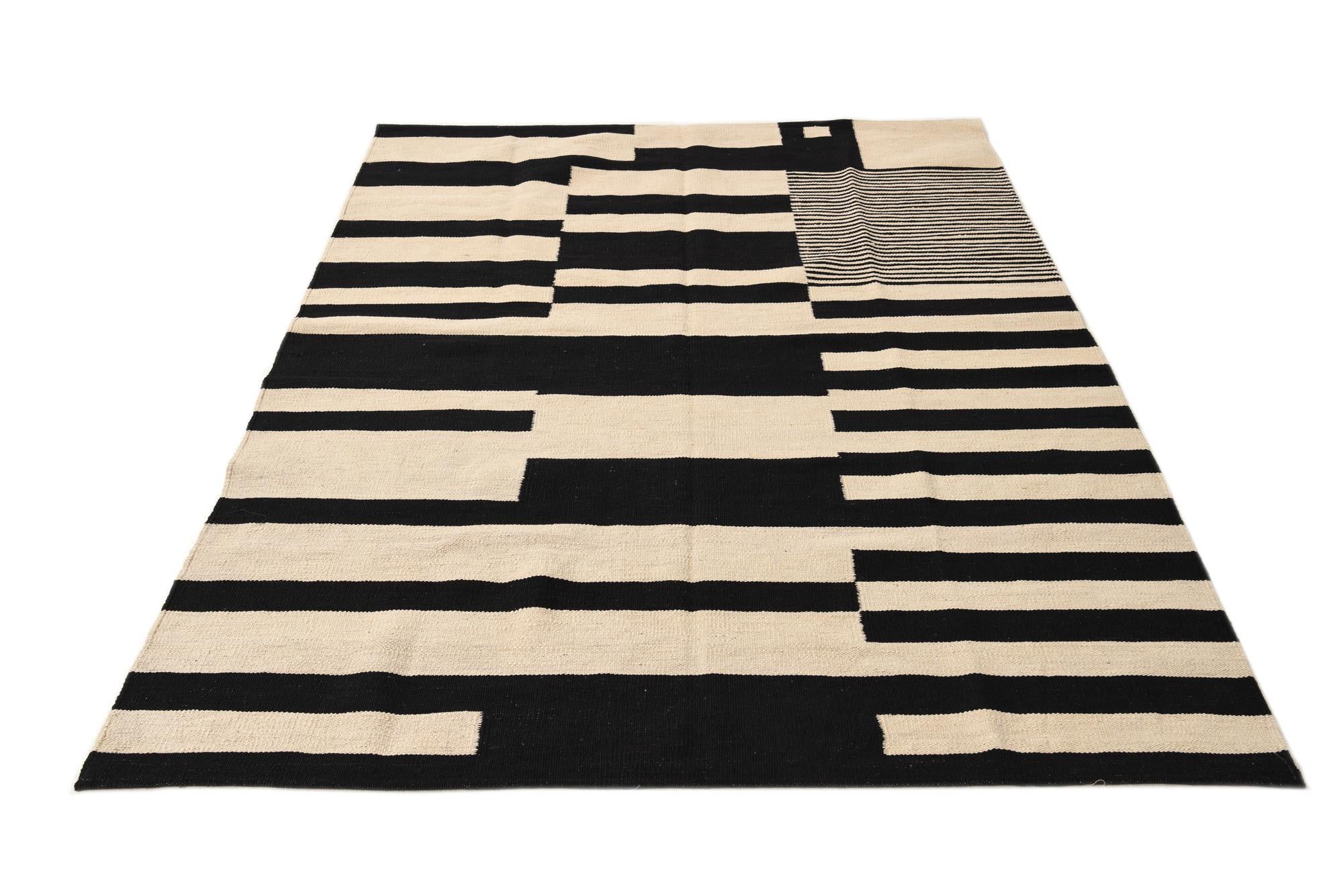4' 8 x 6' 8 Hand Woven Kilim Modern Wool Rug