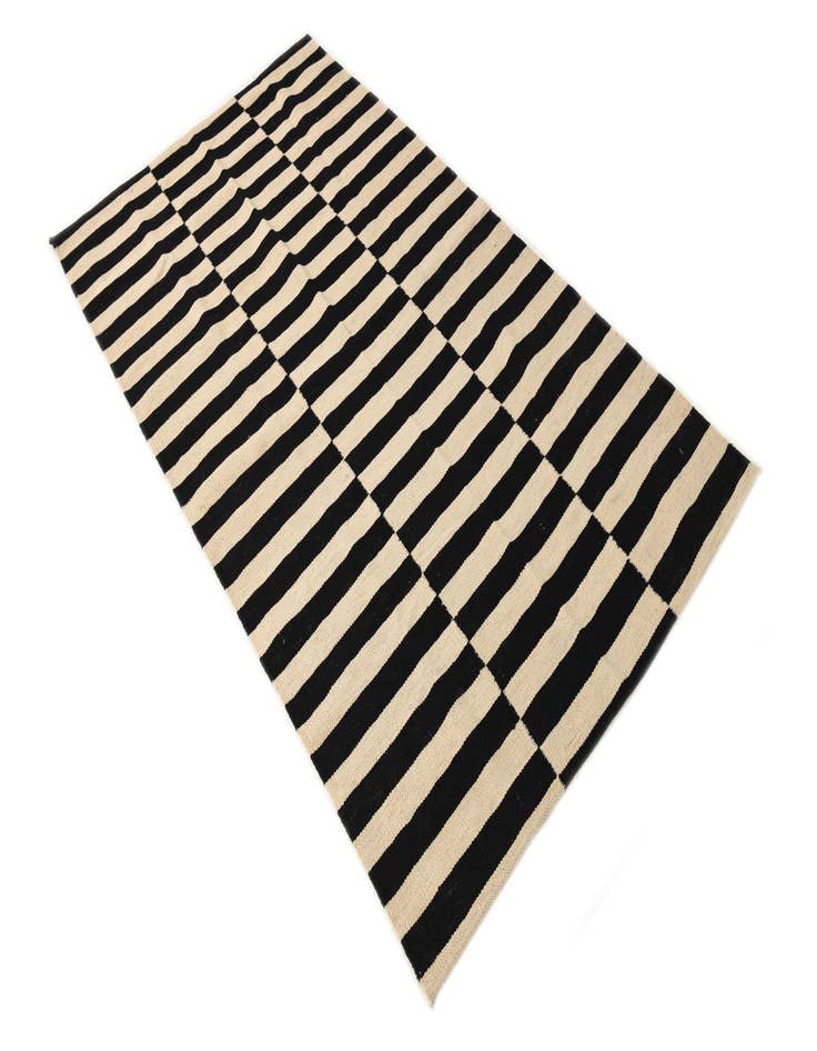 Detail image of 3' 5 x 6' 3  Hand Woven Kilim Modern Wool Rug