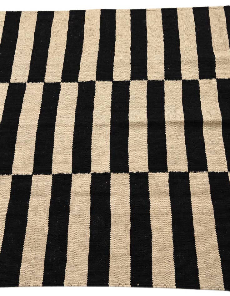 Detail image of 3' 5 x 6' 3  Hand Woven Kilim Modern Wool Rug