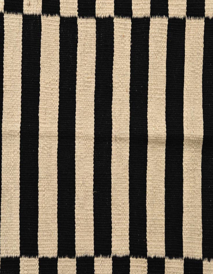 Detail image of 3' 5 x 6' 3  Hand Woven Kilim Modern Wool Rug