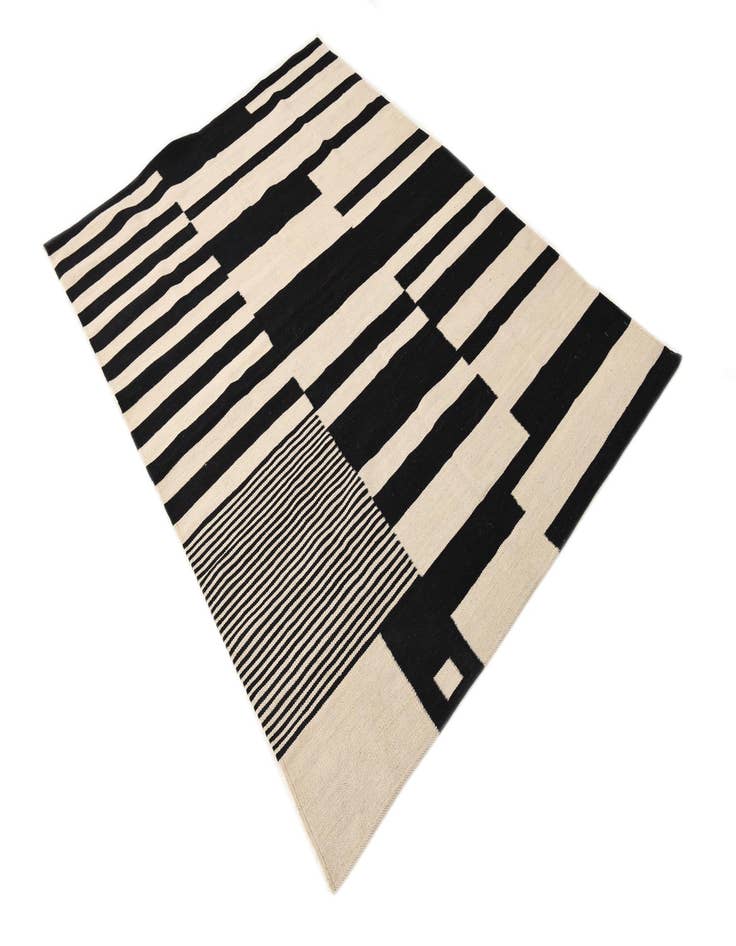 Detail image of 4' 8 x 6' 8 Hand Woven Kilim Modern Wool Rug