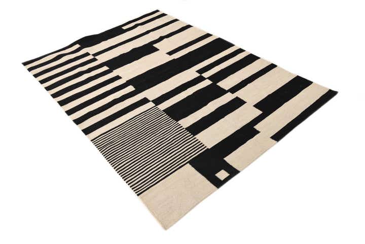 4' 8 x 6' 8 Hand Woven Kilim Modern Wool Rug