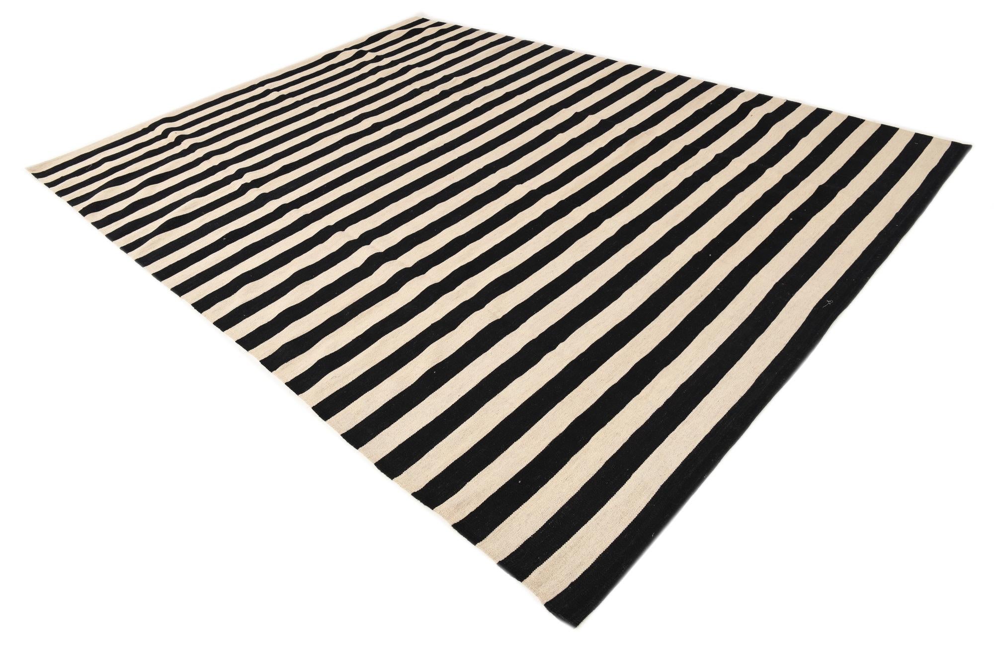 8' 6 x 11' 2 Hand Woven Kilim Modern Wool Rug
