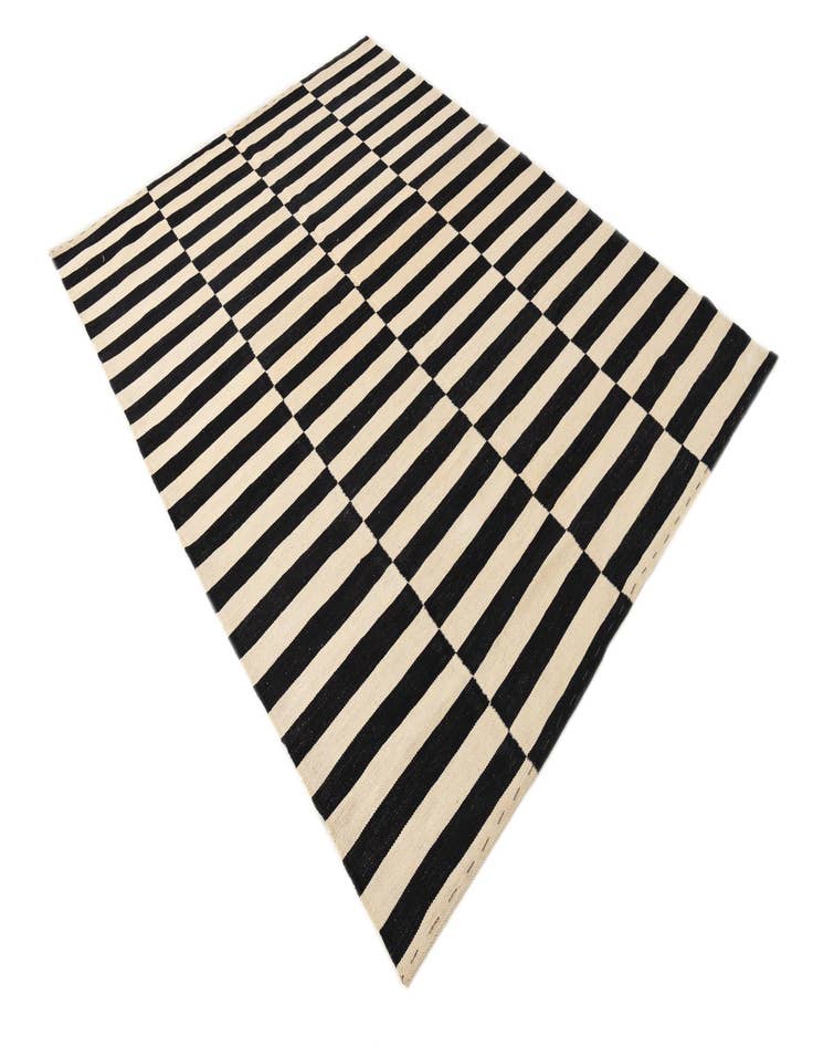 Detail image of 5' 8 x 7' 7  Hand Woven Kilim Modern Wool Rug