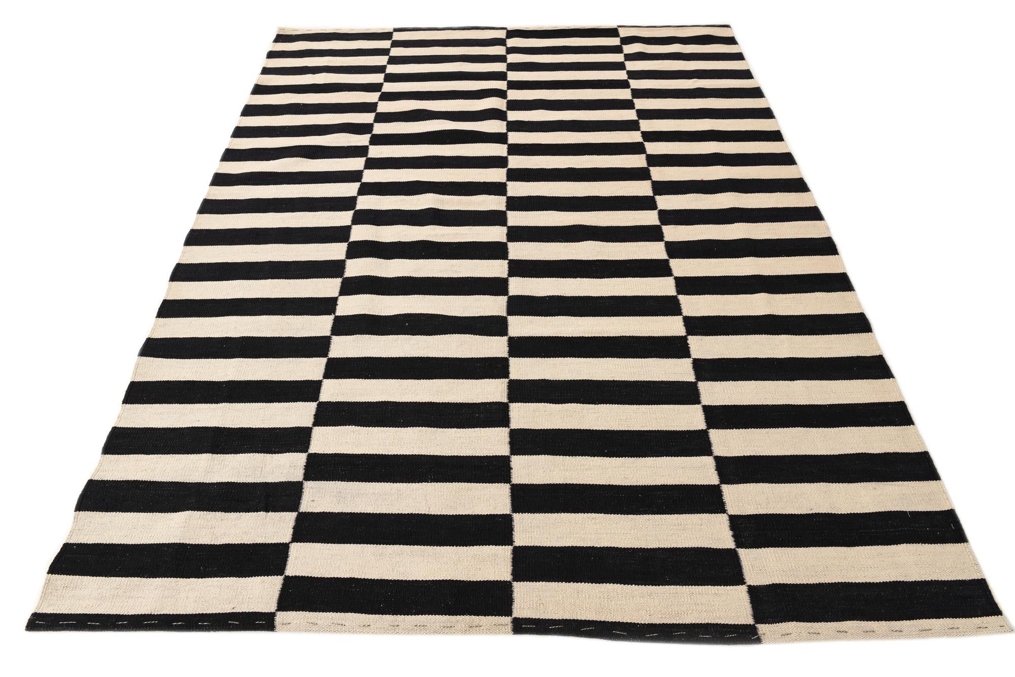 5' 8 x 7' 7 Hand Woven Kilim Modern Wool Rug