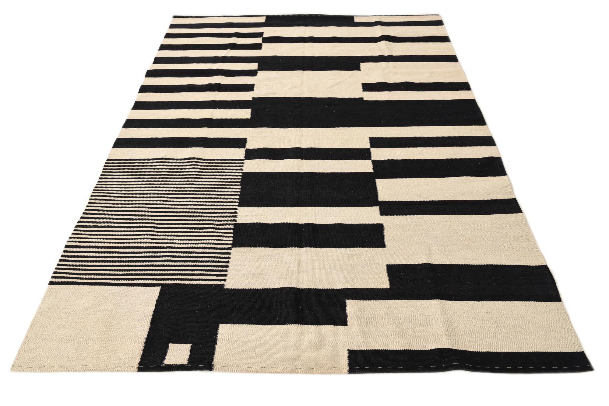 5' 7 x 7' 7 Hand Woven Kilim Modern Wool Rug