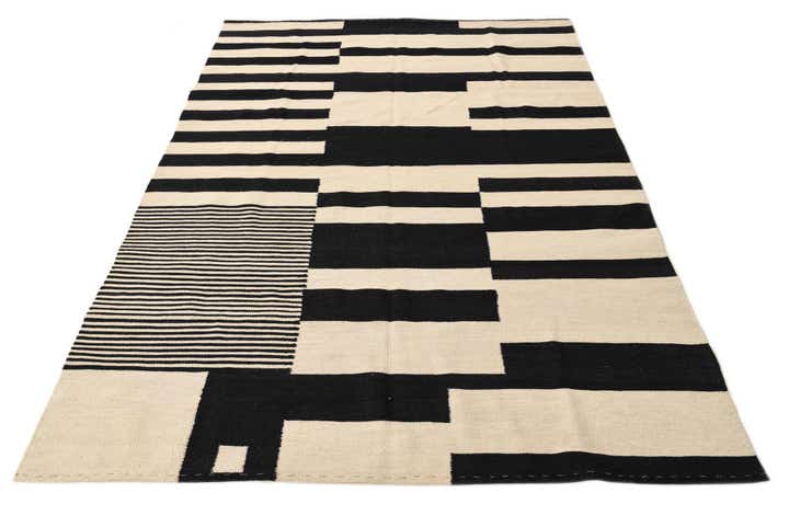 5' 7 x 7' 7 Hand Woven Kilim Modern Wool Rug