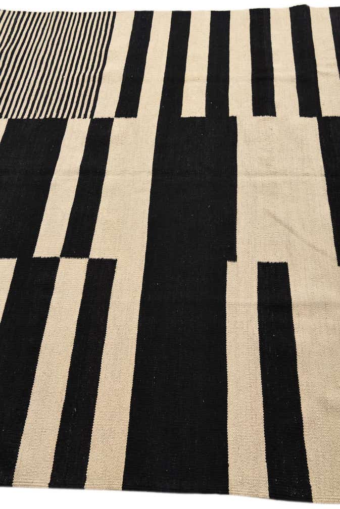 5' 7 x 7' 7 Hand Woven Kilim Modern Wool Rug