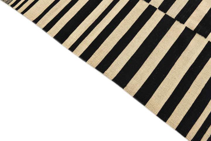 6' 11 x 9' 7 Hand Woven Kilim Modern Wool Rug