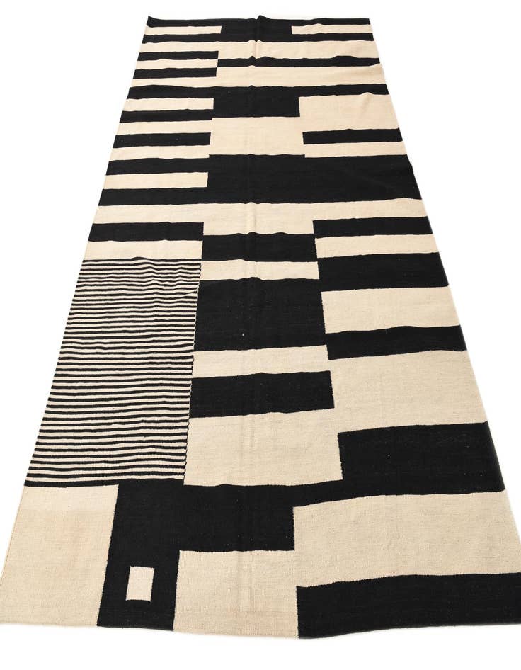 Detail image of 6' 9 x 9' 7 Hand Woven Kilim Modern Wool Rug