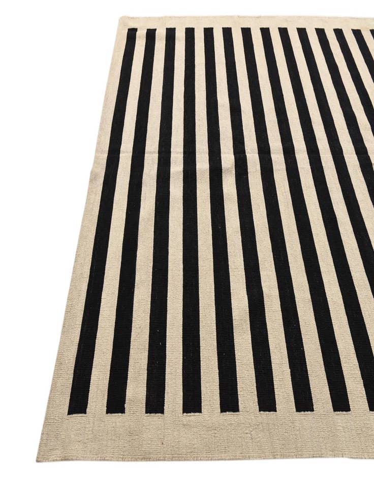 Detail image of 6' 10 x 9' 9  Hand Woven Kilim Modern Wool Rug