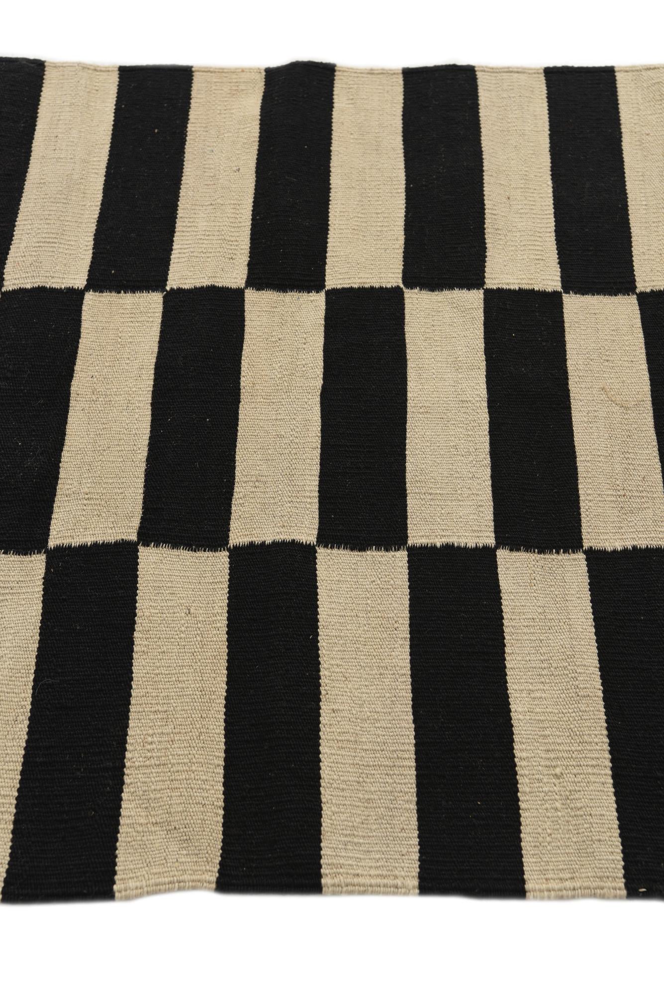 2' 8 x 3' 9 Hand Woven Kilim Modern Wool Rug