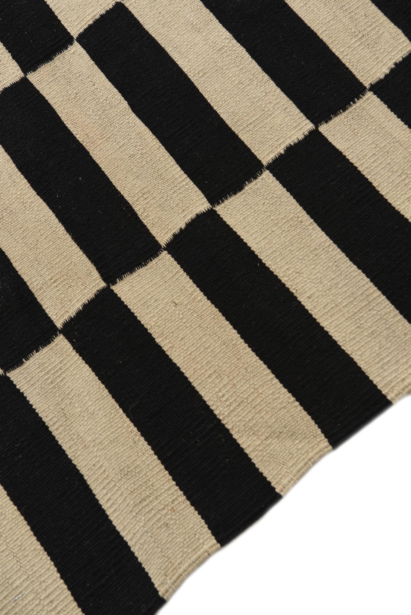 2' 8 x 3' 9 Hand Woven Kilim Modern Wool Rug