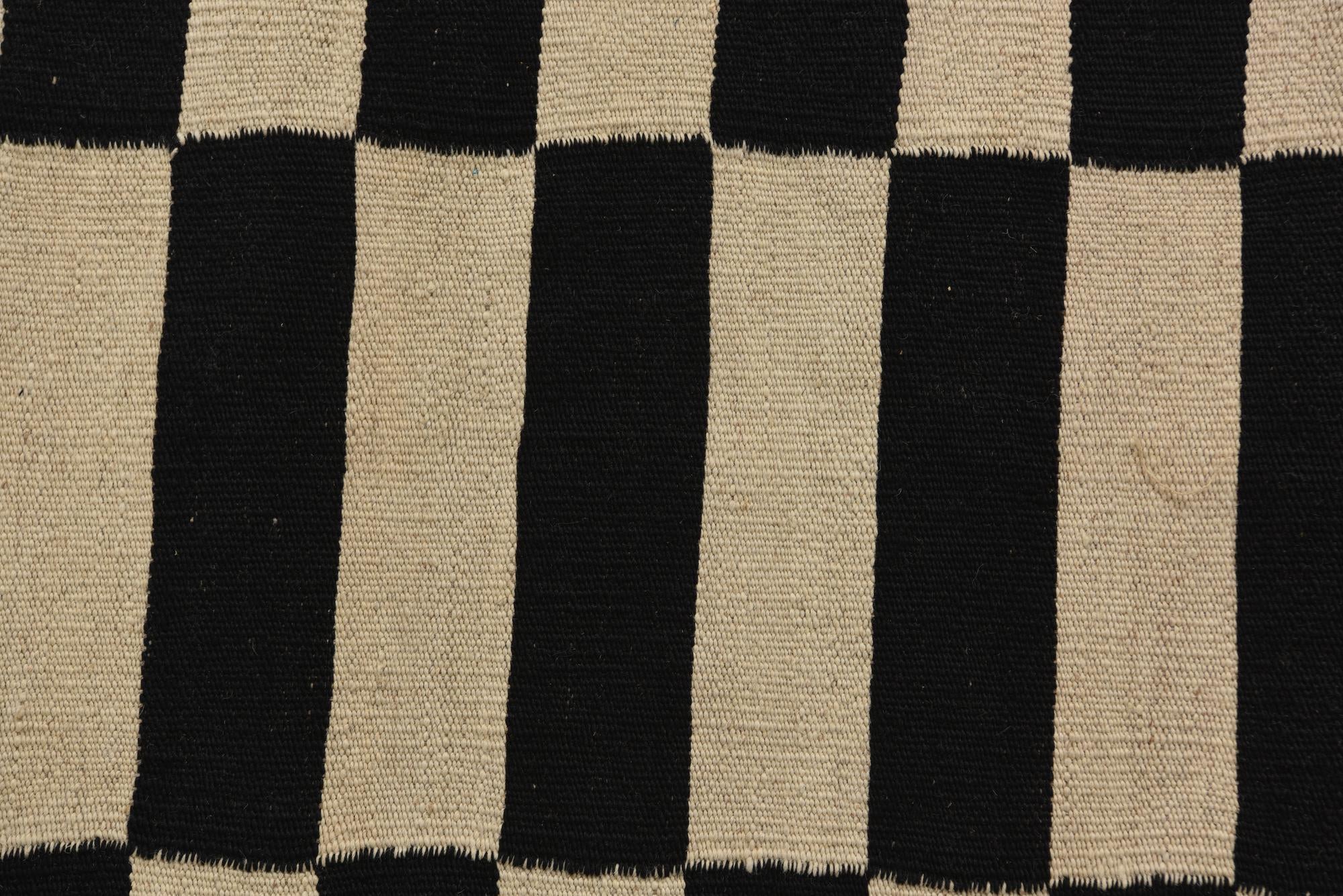2' 8 x 3' 9 Hand Woven Kilim Modern Wool Rug