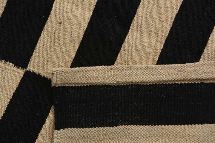 2' 8 x 3' 10 Hand Woven Kilim Modern Wool Rug
