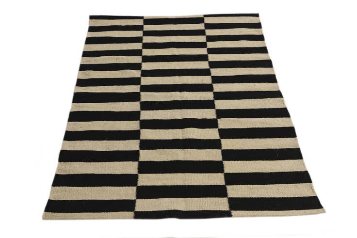 Detail image of 3' 4 x 4' 8 Hand Woven Kilim Modern Wool Rug