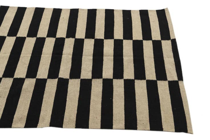 Detail image of 3' 4 x 4' 8 Hand Woven Kilim Modern Wool Rug