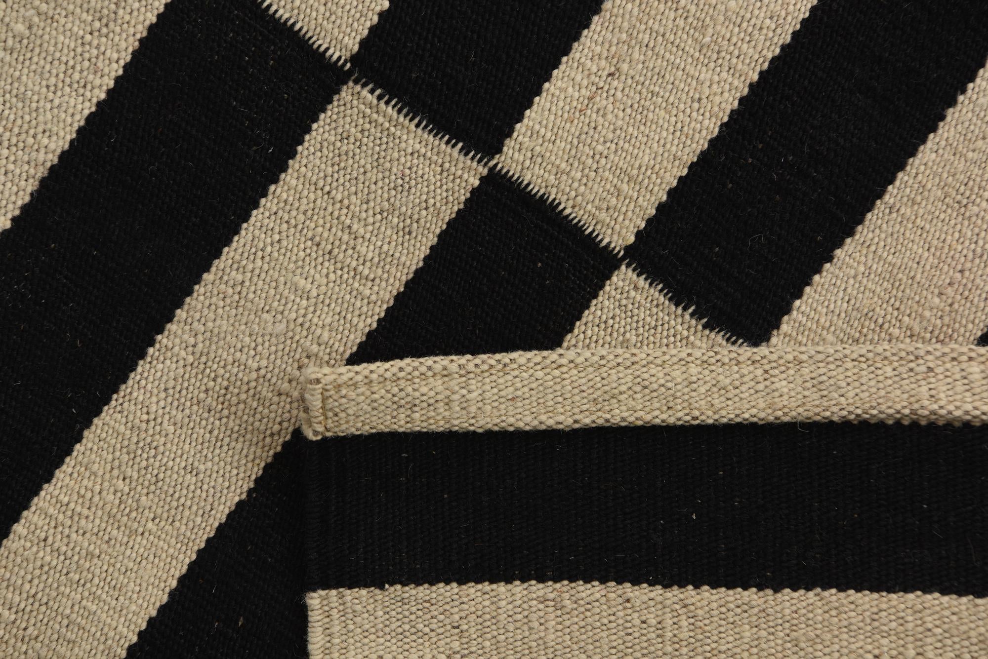 3' 4 x 4' 8 Hand Woven Kilim Modern Wool Rug