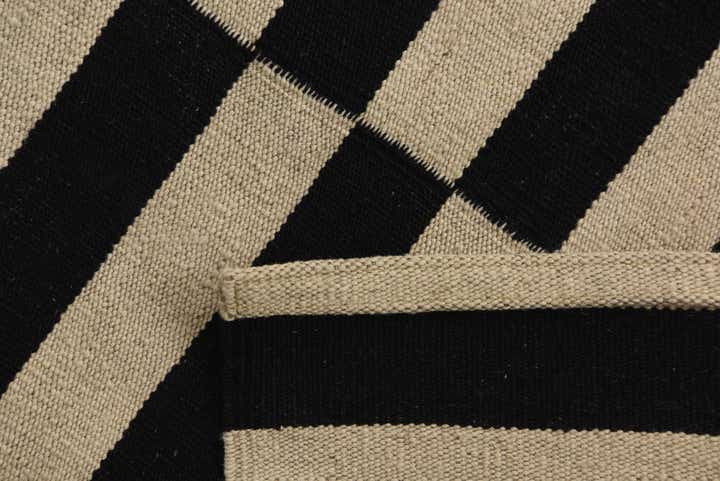 3' 4 x 4' 8 Hand Woven Kilim Modern Wool Rug