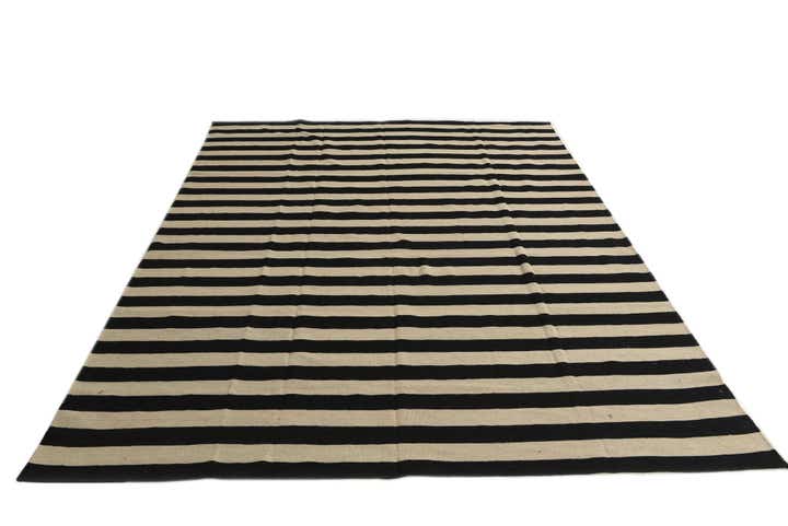 8' 2 x 10' Hand Woven Kilim Modern Wool Rug