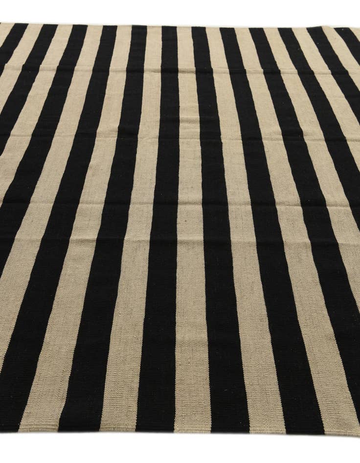 Detail image of 8' 2 x 10'  Hand Woven Kilim Modern Wool Rug