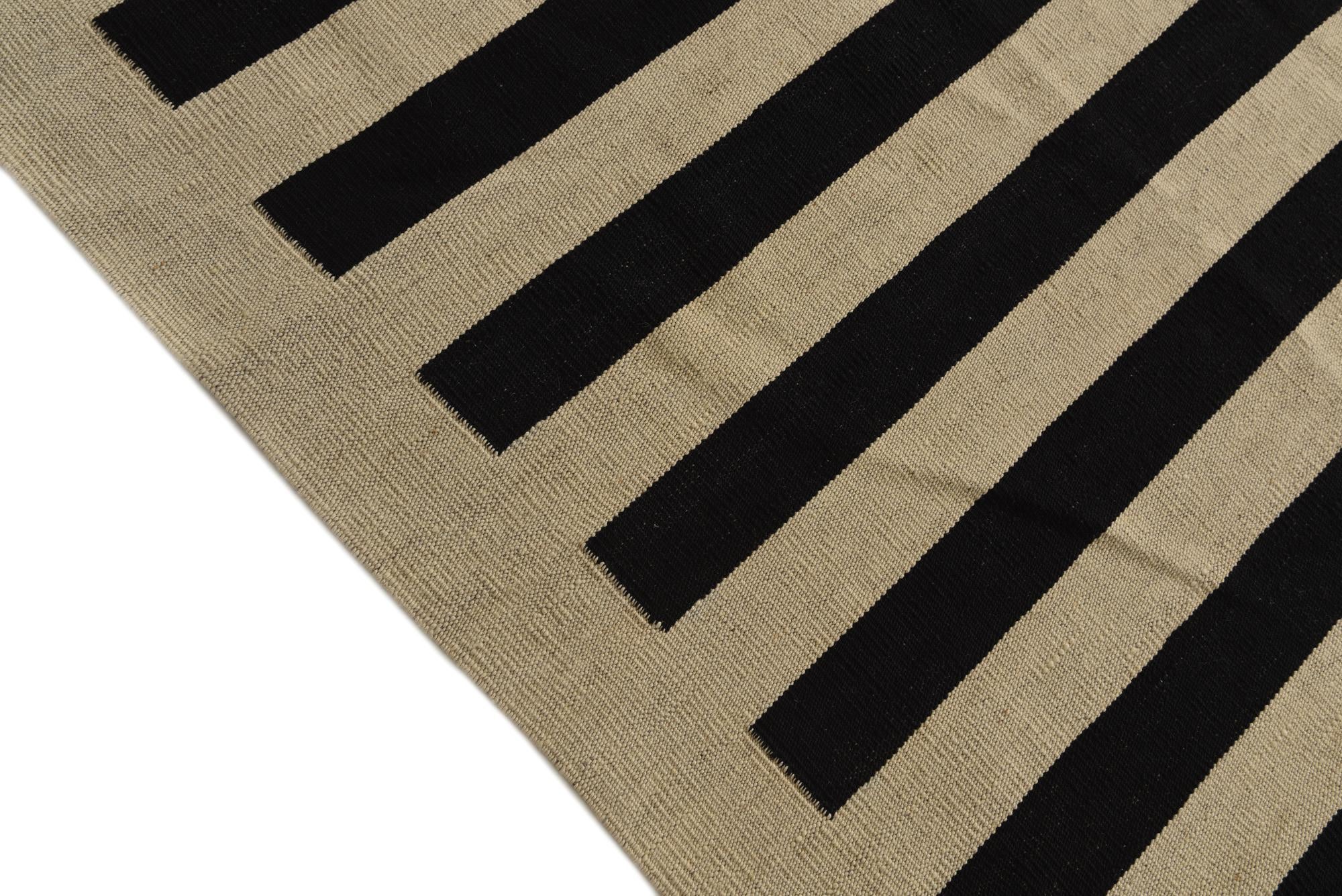 8' 3 x 9' 9 Hand Woven Kilim Modern Wool Rug