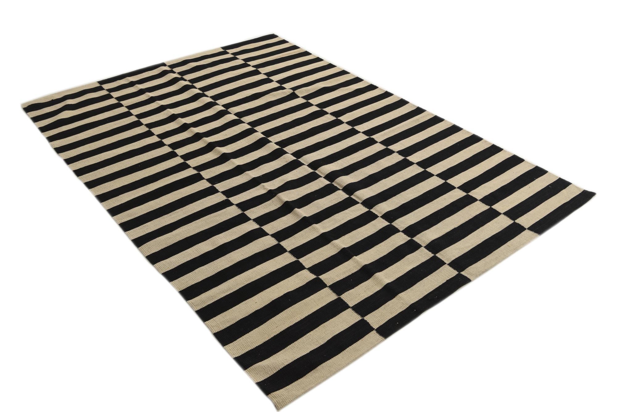 5' 8 x 8' 1 Hand Woven Kilim Modern Wool Rug
