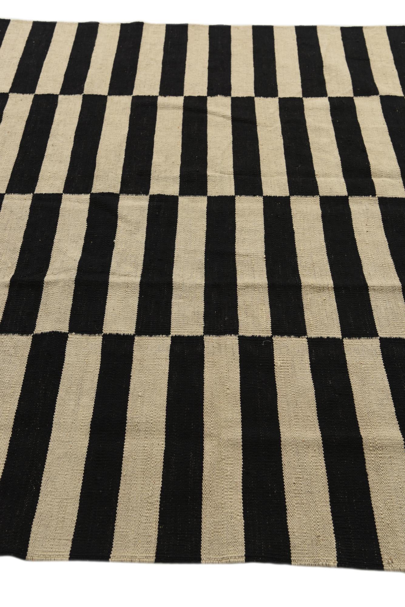 5' 7 x 7' 9 Hand Woven Kilim Modern Wool Rug