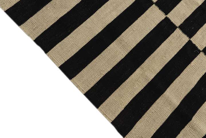 5' 7 x 7' 9 Hand Woven Kilim Modern Wool Rug