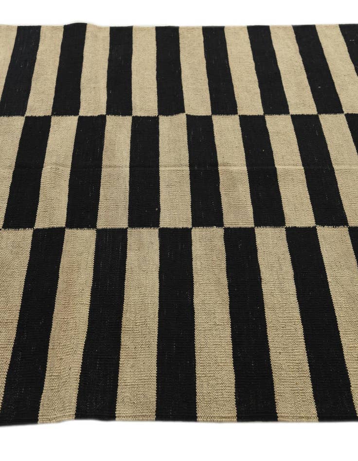 Detail image of 4' 3 x 6' Hand Woven Kilim Modern Wool Rug