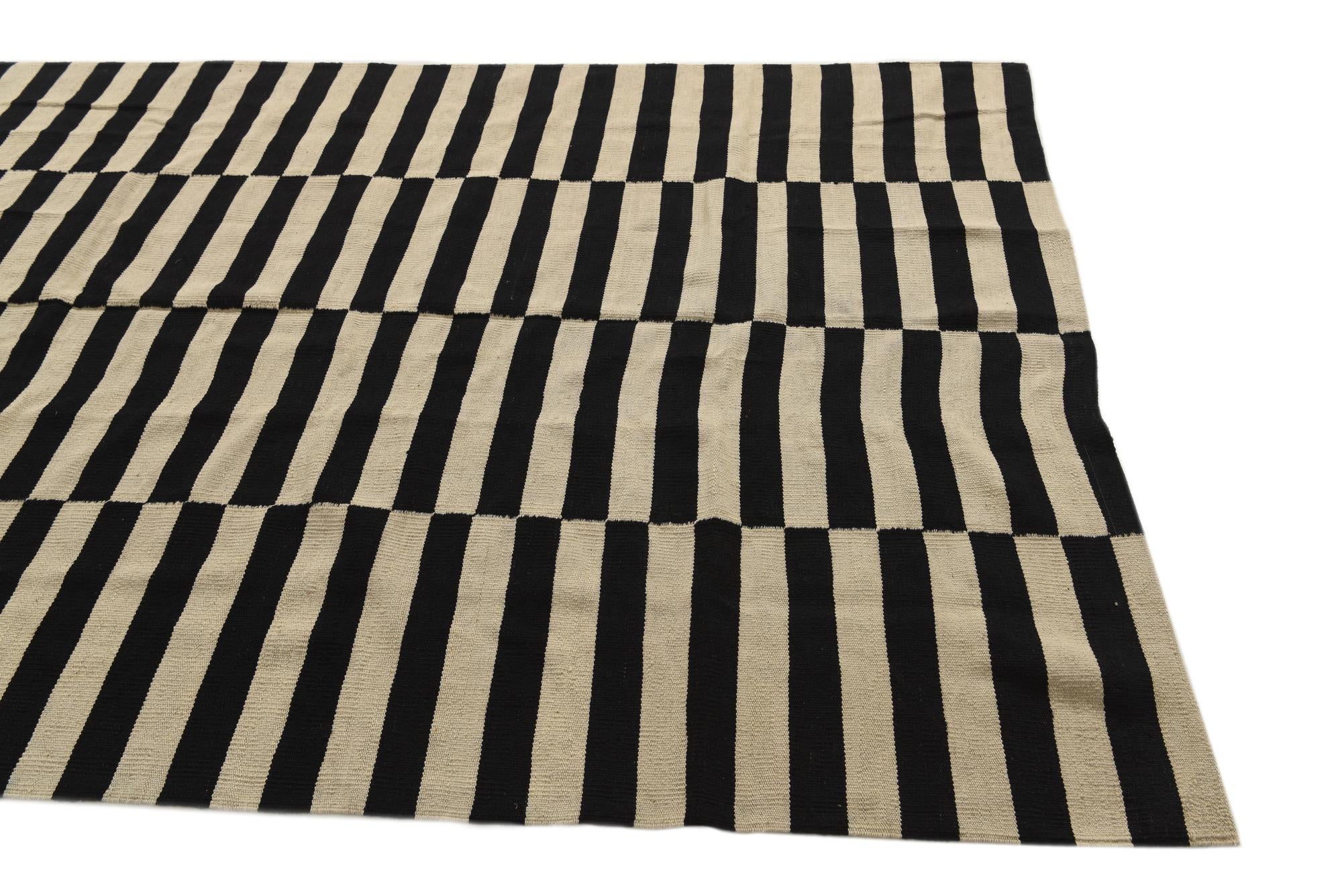 5' 5 x 7' 8 Hand Woven Kilim Modern Wool Rug