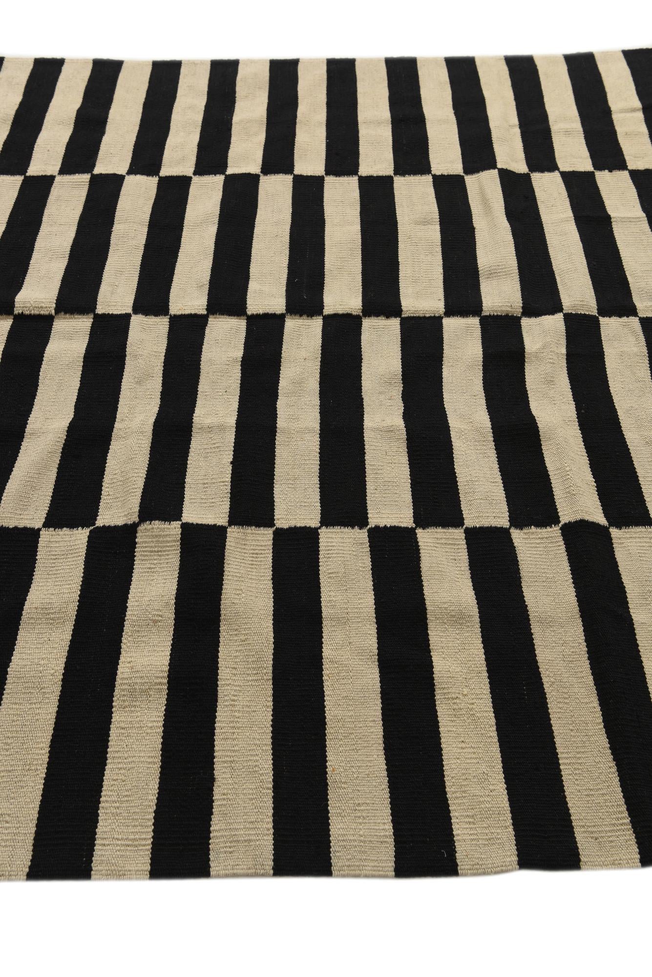 5' 5 x 7' 8 Hand Woven Kilim Modern Wool Rug