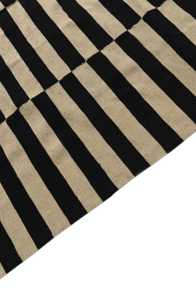 5' 5 x 7' 8 Hand Woven Kilim Modern Wool Rug