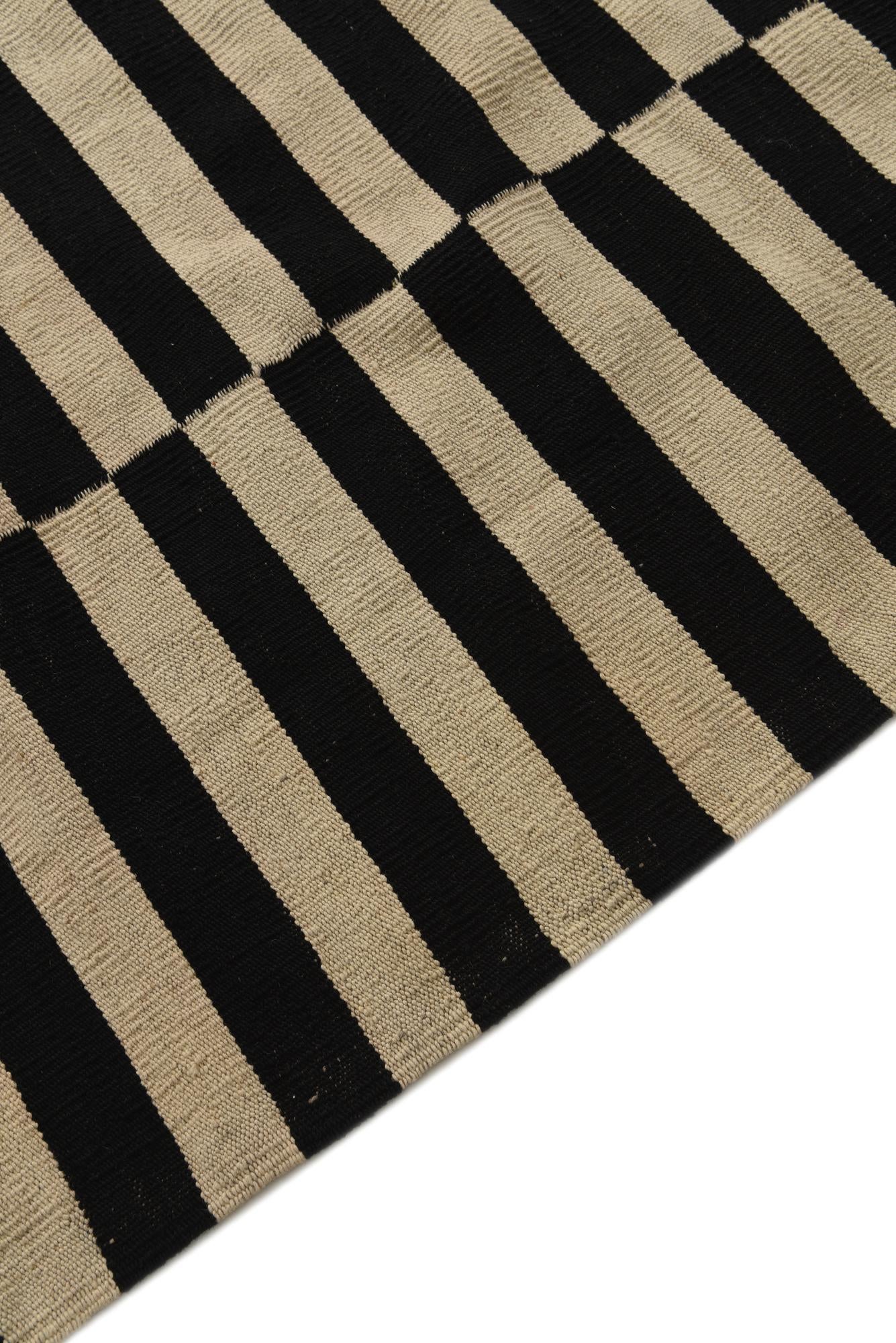 5' 7 x 7' 6 Hand Woven Kilim Modern Wool Rug