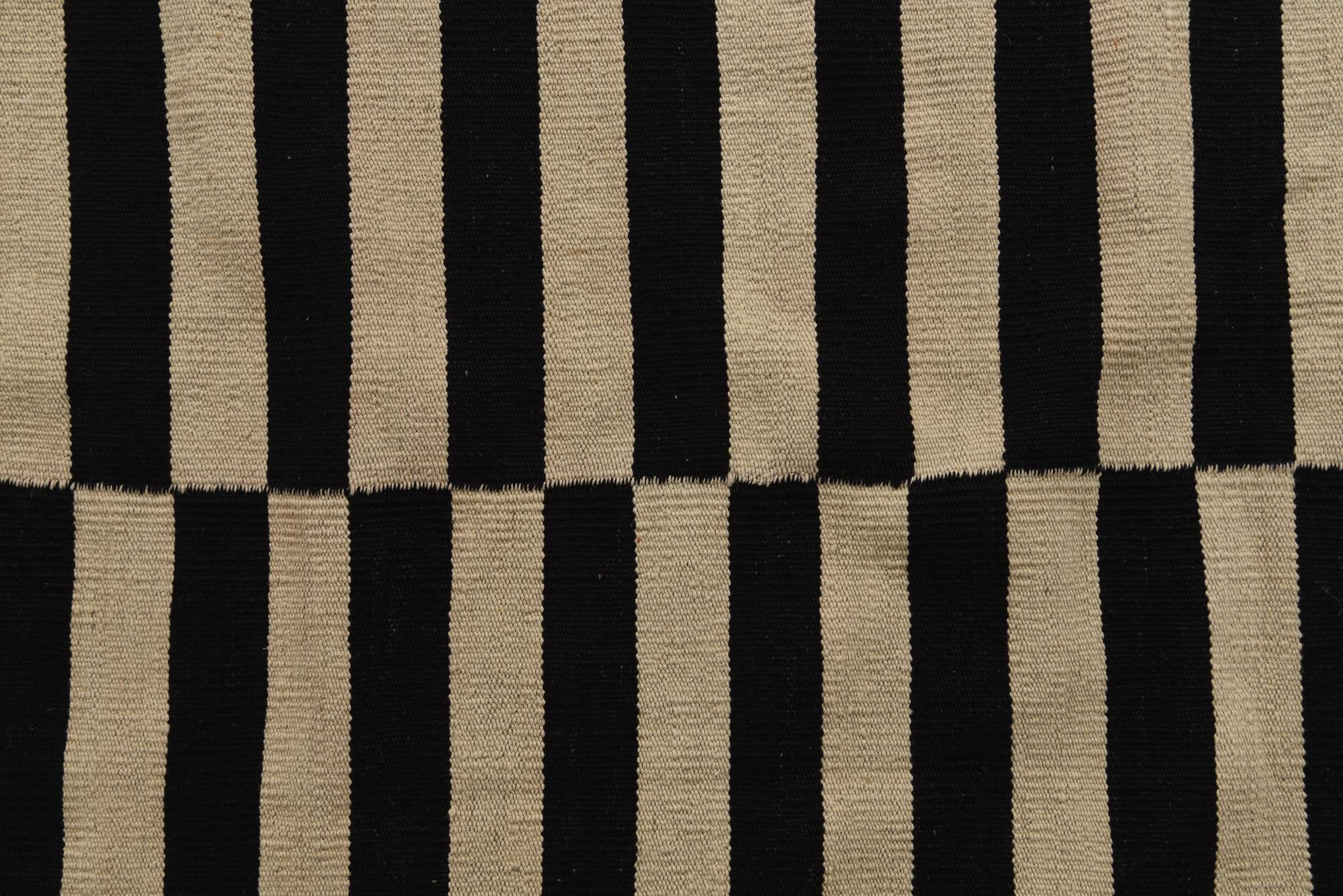 5' 7 x 7' 6 Hand Woven Kilim Modern Wool Rug