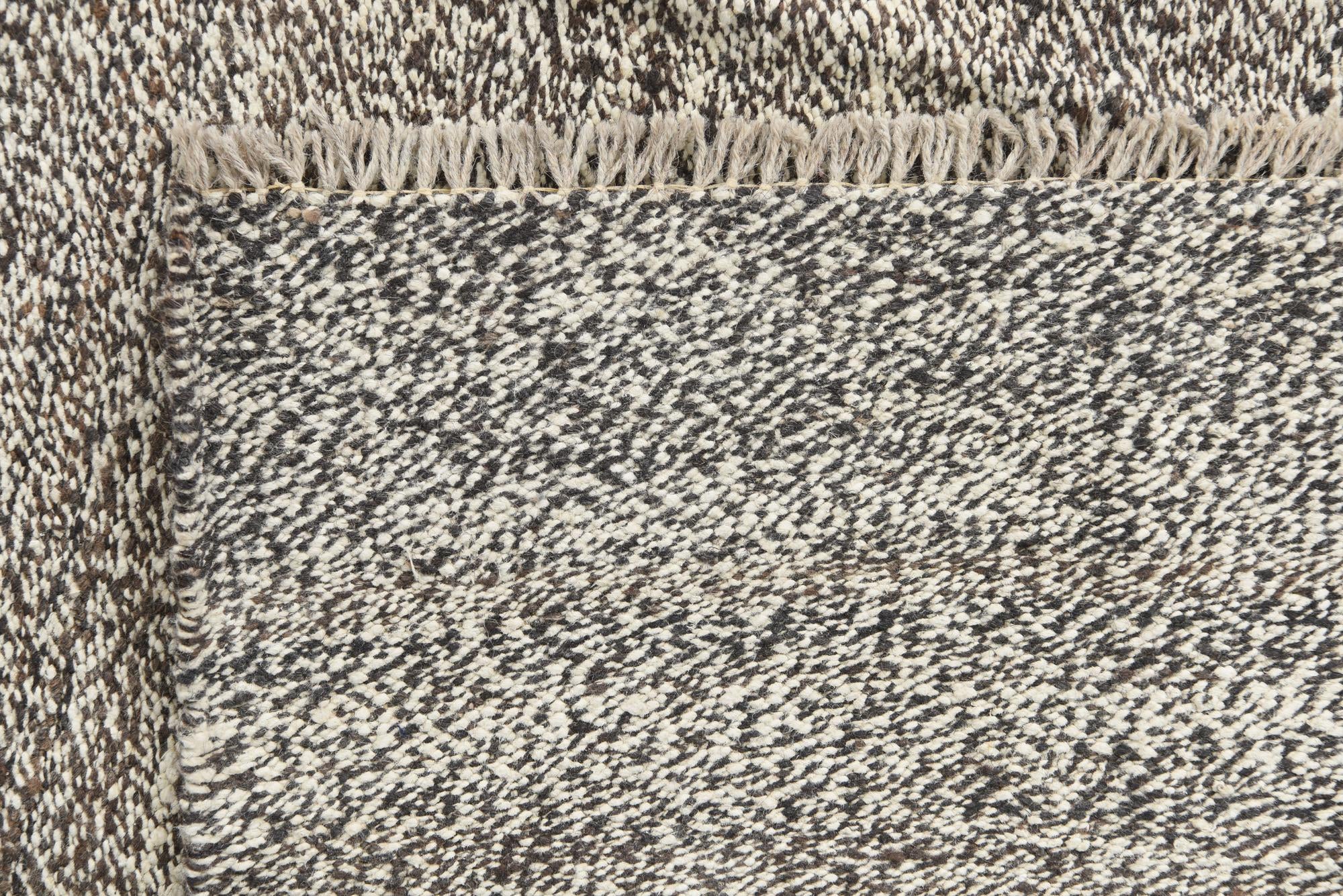 5' 6 x 6' 10 Hand Woven Kilim Modern Wool Rug
