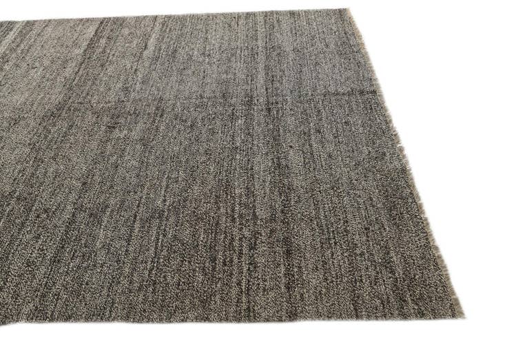 Detail image of 6' 9 x 9' 5 Hand Woven Kilim Modern Wool Rug