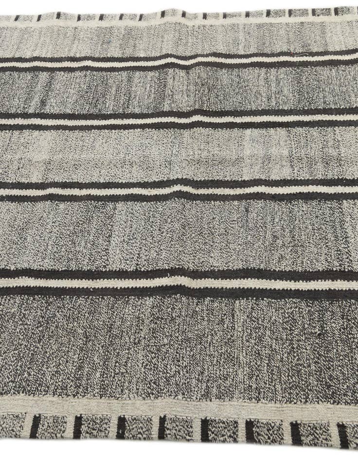 Detail image of 5' 5 x 8'  Hand Woven Kilim Modern Wool Rug