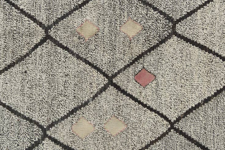 Detail image of 7' x 10' 4 Hand Woven Kilim Modern Wool Rug
