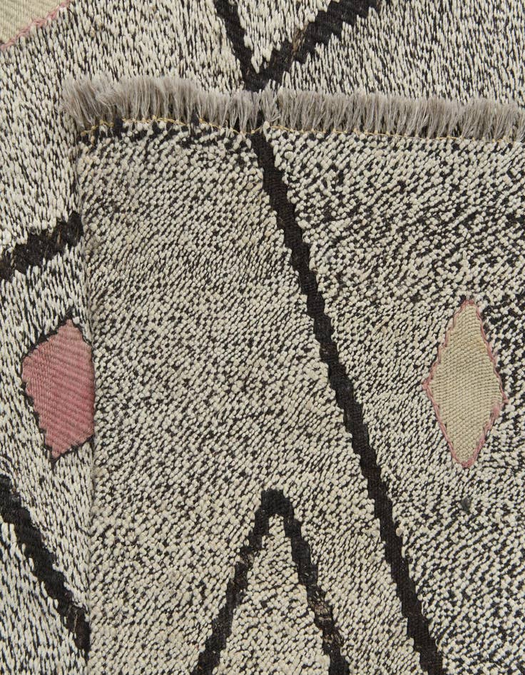 Detail image of 7' x 10' 4  Hand Woven Kilim Modern Wool Rug